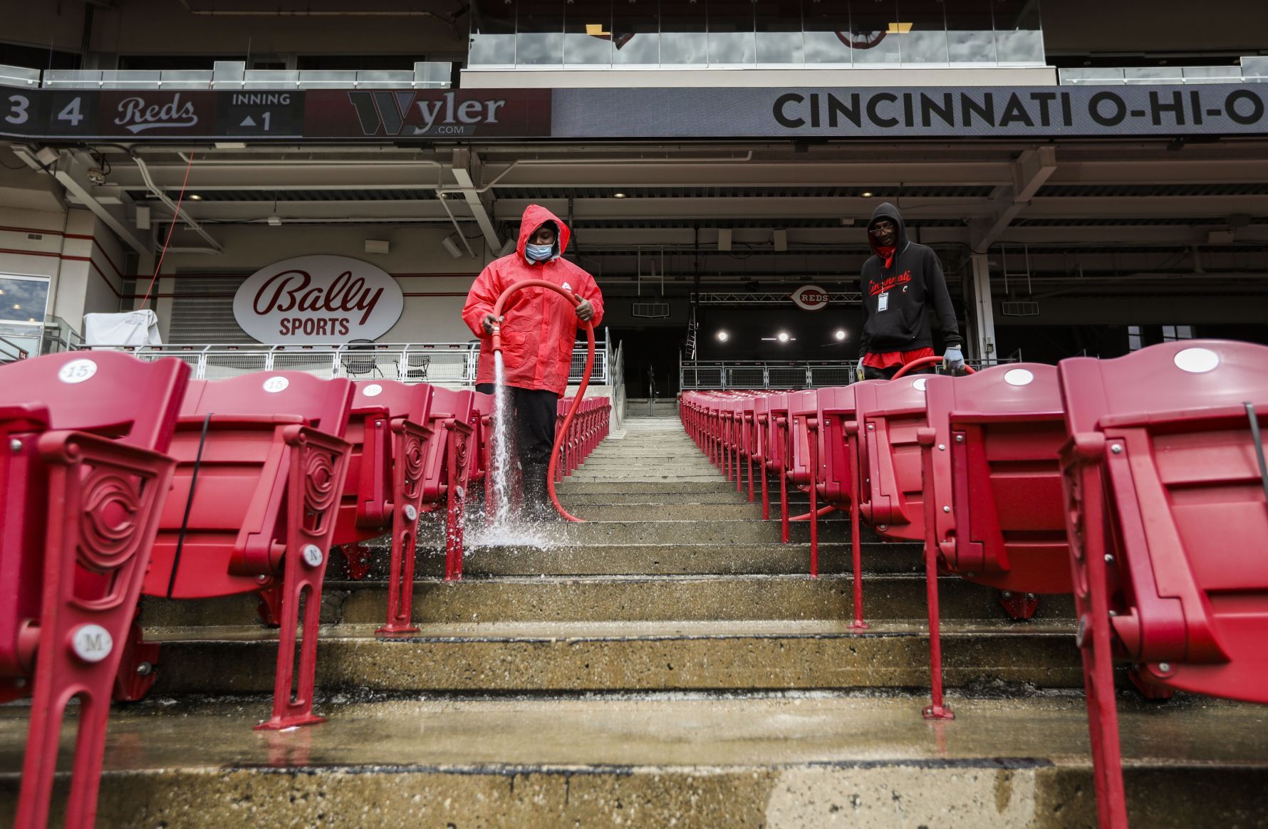 Cardinals hold a team workout ahead of opening day